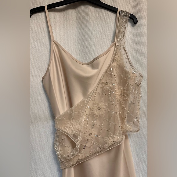 NWT House of Harlow 1960 2-Piece Ivory Champagne Beaded Midi Dress -Size M - Picture 6 of 9